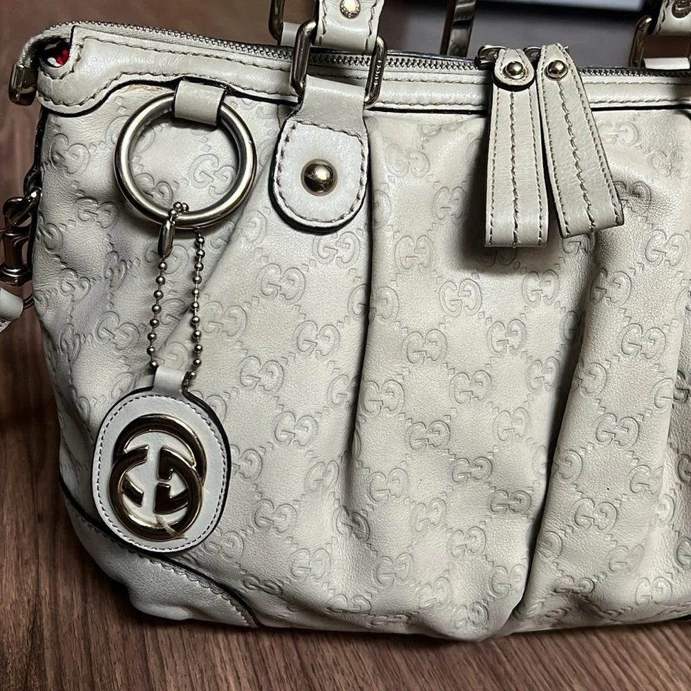 A 236 - 💯% authentic Gucci shoulder bag - Picture 3 of 16